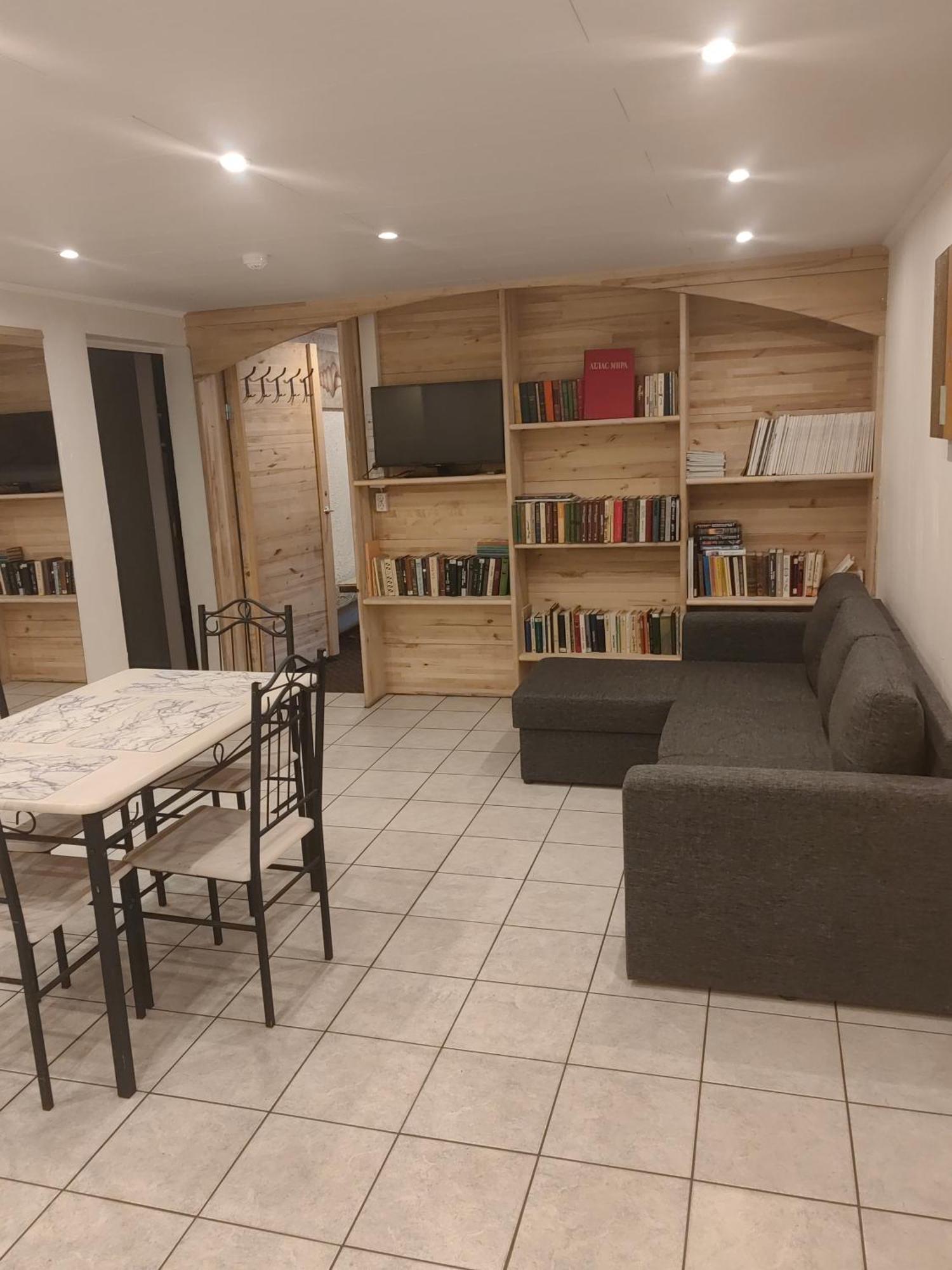 Route House 39 Motel Jogeva Екстериор снимка